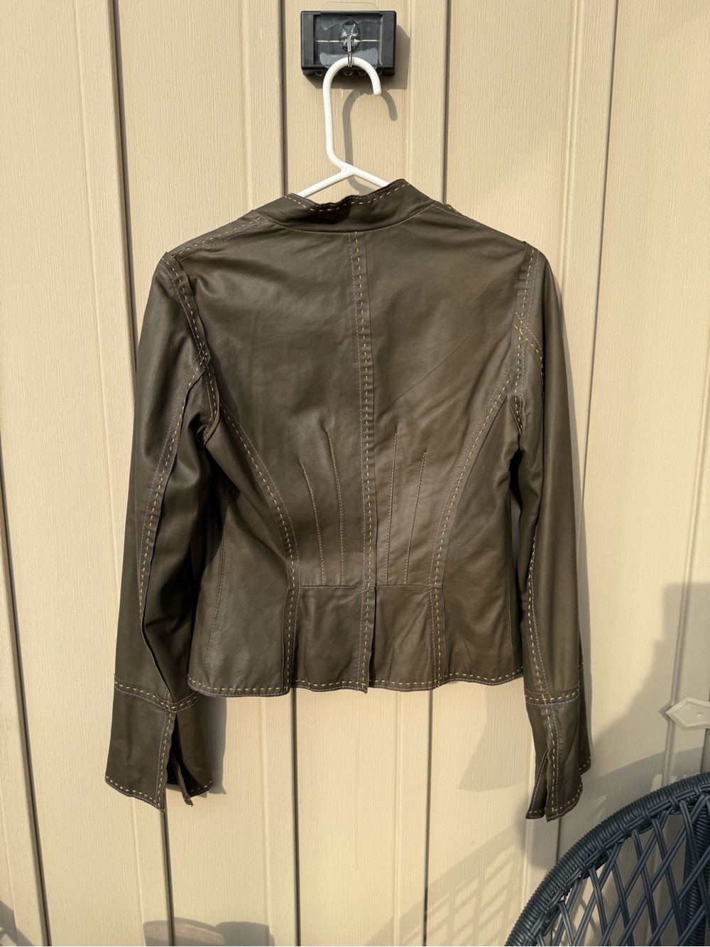 Vintage Danier Genuine Leather Olive Green Jacket with Pink & Yellow Stitching - Picture 8 of 11